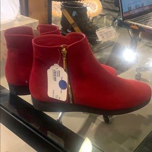 Beautifeel Gemma Booties in Beau red